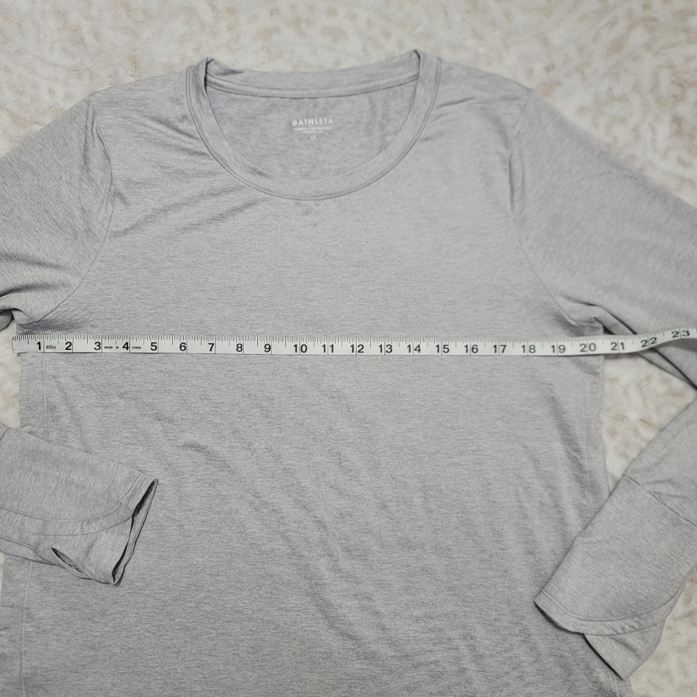 Athleta Uptempo Long Sleeve Thumbhole High-low Top Size LT Light Gray - Picture 9 of 14